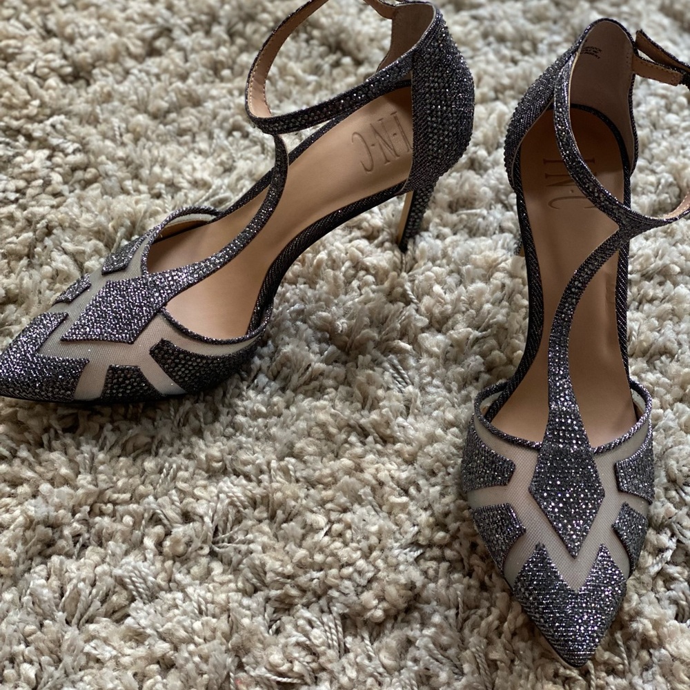 I.N.C. Pewter Bling Pump